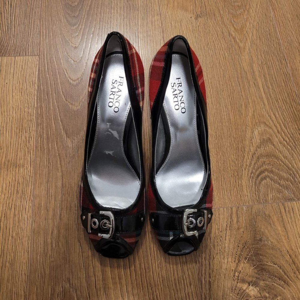 NWOT Franco Sarto open toe heels size 8